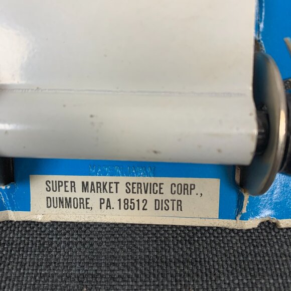 Vintage Magnetic Can Opener Three Position Swing Adjustment Made in Japan - Picture 3 of 6